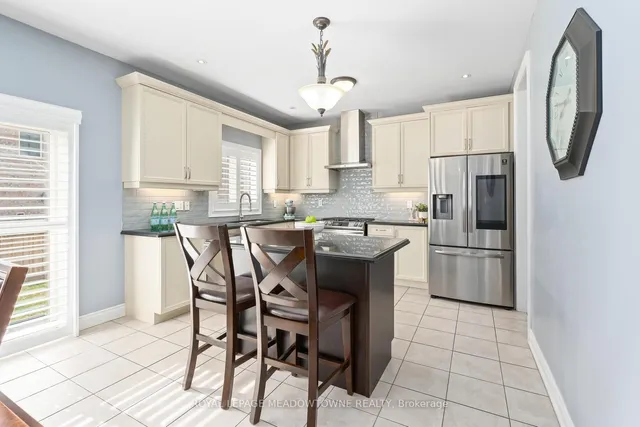 Additional image 11 of 5 Beacon Hill Dr