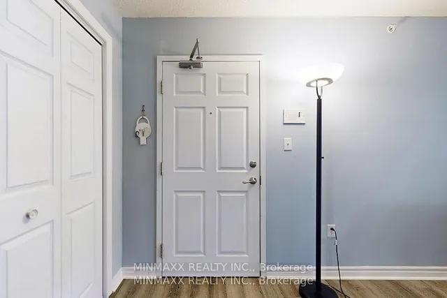 Additional image 32 of 1360 Main St Unit 108