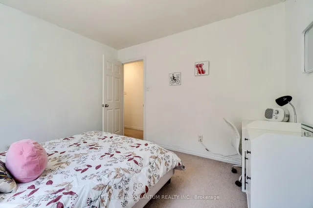 Additional image 33 of 928 Dunblane Crt