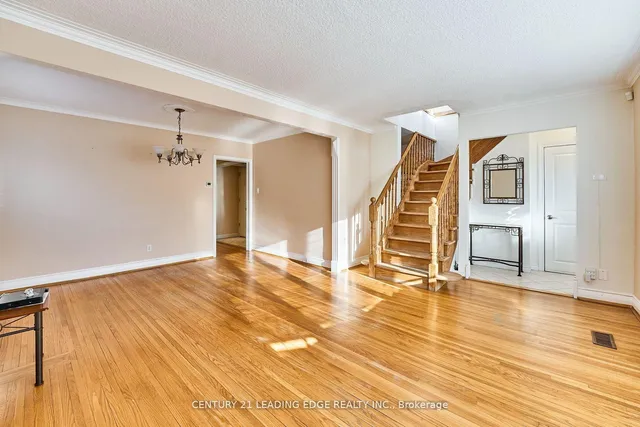 Additional image 8 of 14 Flora Dr