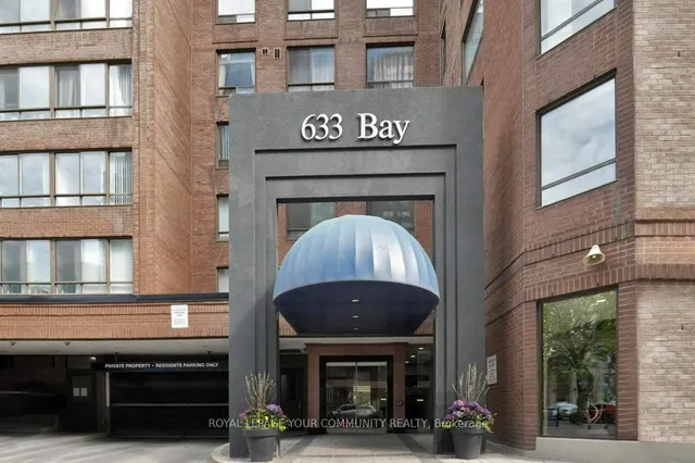 Additional image 4 of 633 Bay St Unit 2512