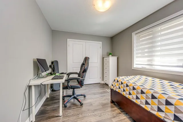 Additional image 32 of 70 Robertson Rd