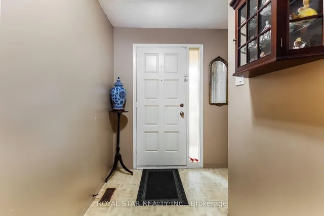 Additional image 3 of 89 Dumfries Ave