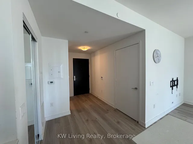 Additional image 13 of 158 Front St Unit 1213