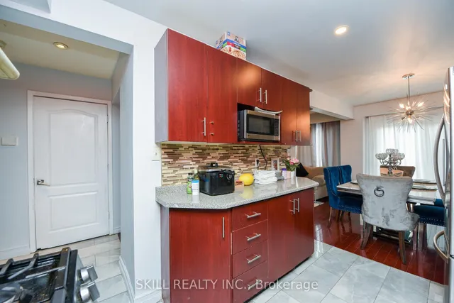 Additional image 12 of 7500 Goreway Dr Unit 92