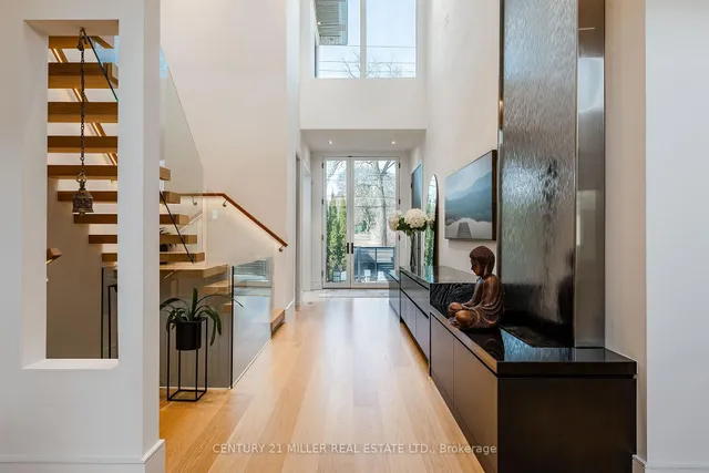 Additional image 11 of 2488 Lakeshore Rd