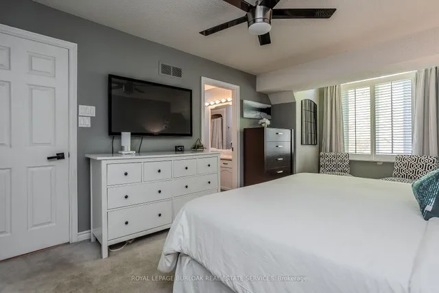 Additional image 23 of 656 Andrea Crt