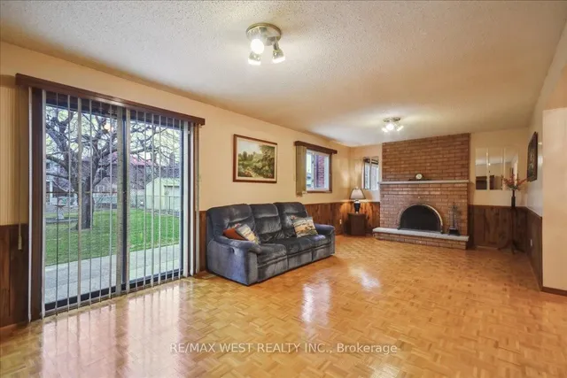 Additional image 2 of 3135 Fairfox Cres