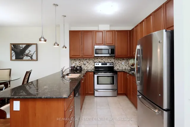 Additional image 8 of 33 Whitmer St Unit 406