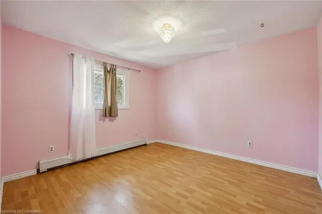 Additional image 21 of 827 6th Concession Rd