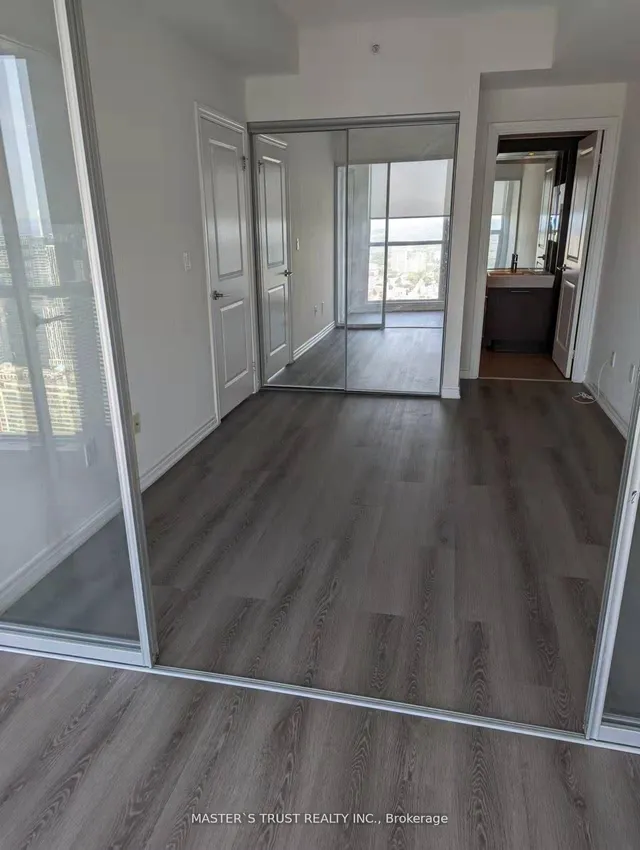 Additional image 7 of 386 Yonge St Unit 5504
