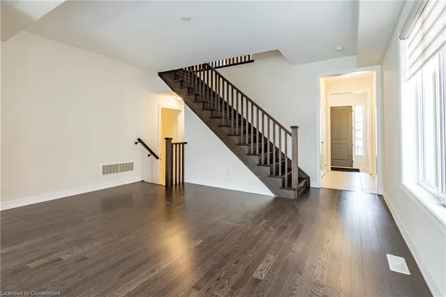 Additional image 8 of 55 William Dunlop St