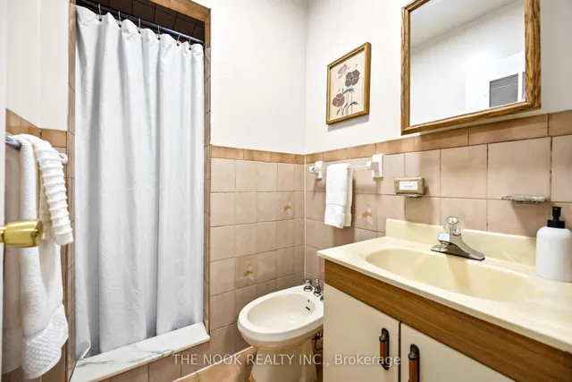 Additional image 30 of 5 Starlake Dr