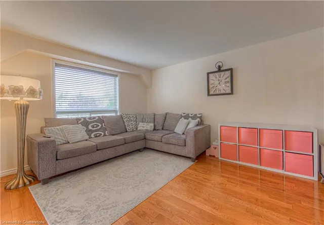 Additional image 9 of 17 Rosemount Dr