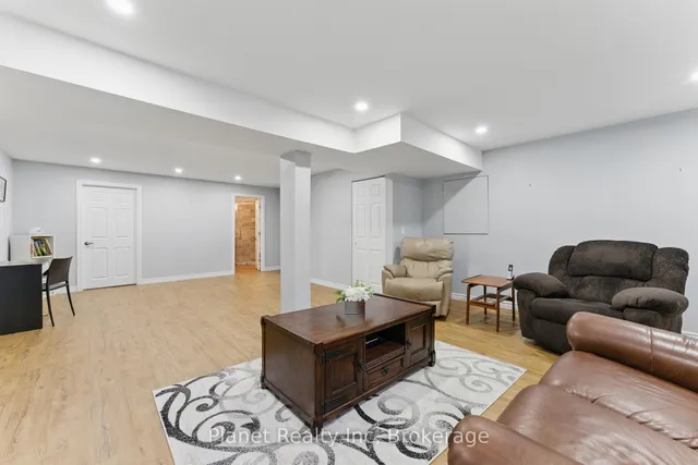 Additional image 26 of 651 Farmstead Dr Unit 9