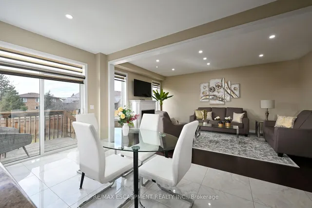 Additional image 15 of 71 Chaumont Dr