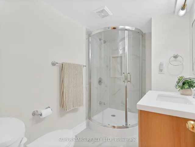 Additional image 20 of 6 Kenhatch Blvd