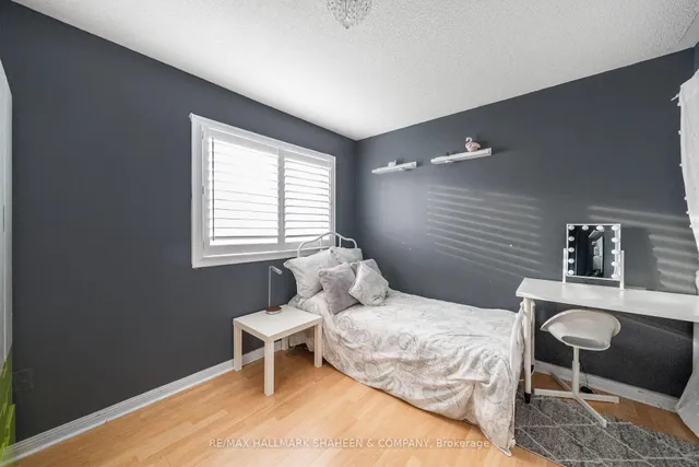 Additional image 22 of 32 Rowland St