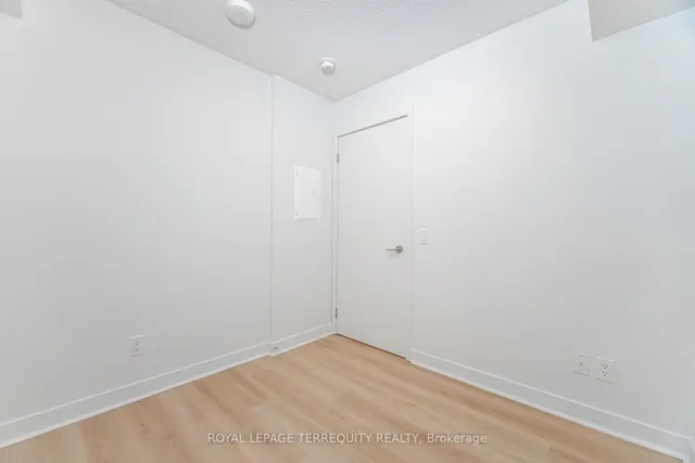 Additional image 14 of 125 Redpath Ave Unit 405