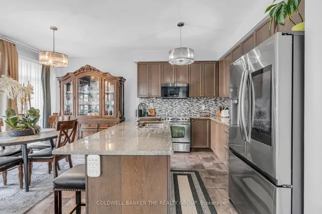 Additional image 18 of 192 Castle oaks Cross