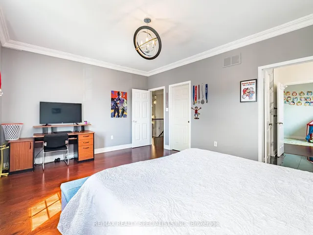 Additional image 31 of 85 Bloomsbury Ave