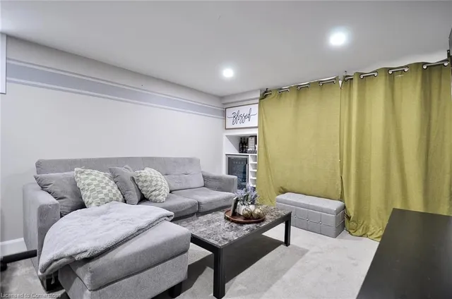 Additional image 24 of 186 Wentworth Ave