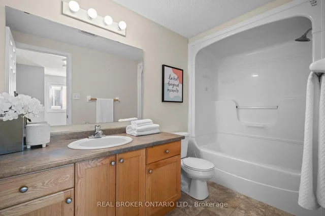 Additional image 21 of 4 Mountain Laurel Cres