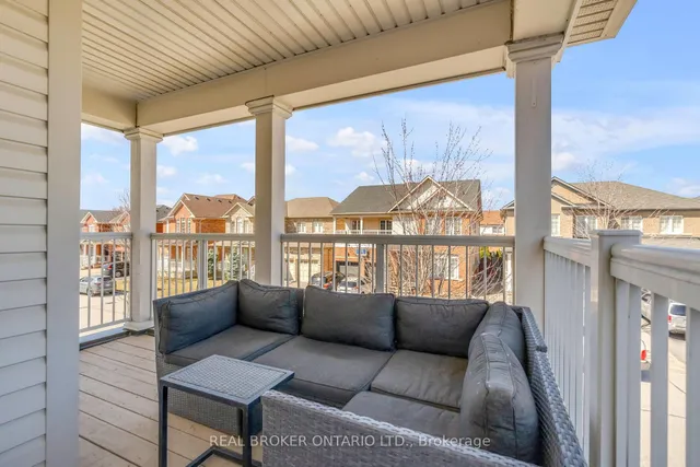 Additional image 41 of 1036 Hemstreet Cres