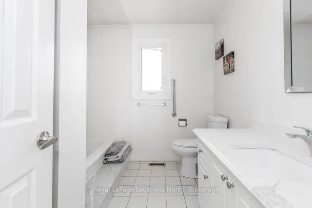 Additional image 20 of 120 Candy Cres