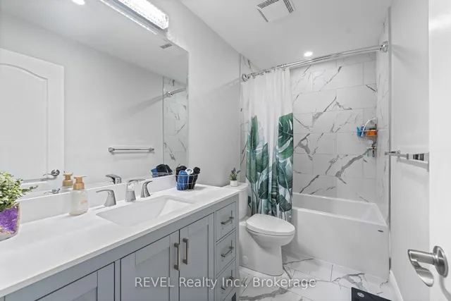 Additional image 29 of 31 Sunvale Pl Unit 20