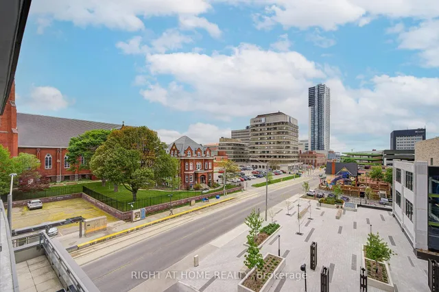 Additional image 31 of 85 Duke St Unit 405