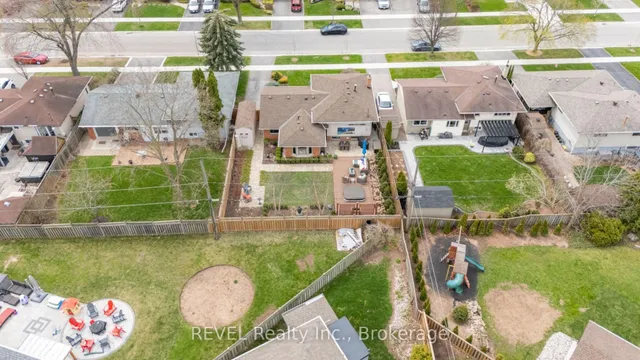 Additional image 33 of 637 Thornwood Ave