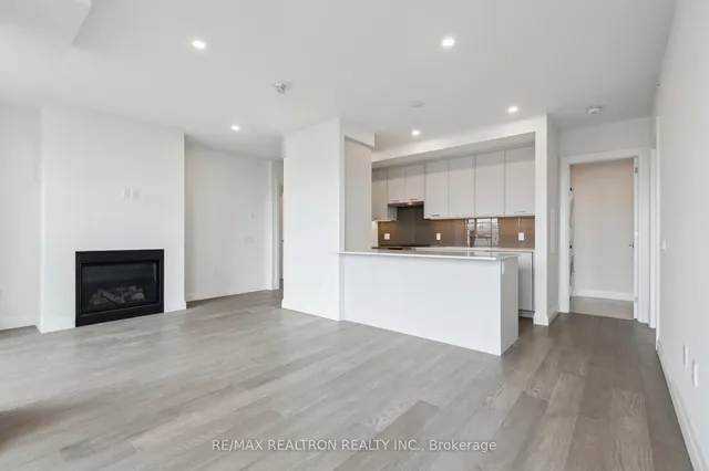 Additional image 19 of 285 Avenue Rd Unit 601