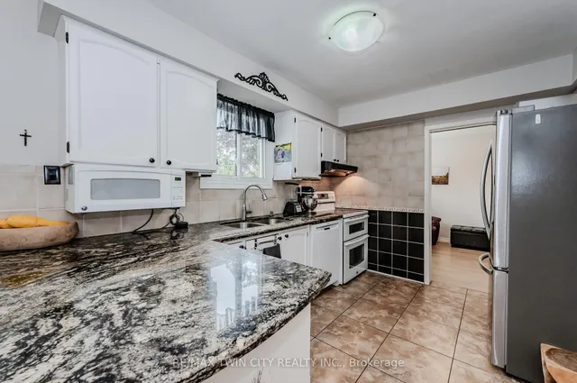 Additional image 16 of 136 St Jerome Cres