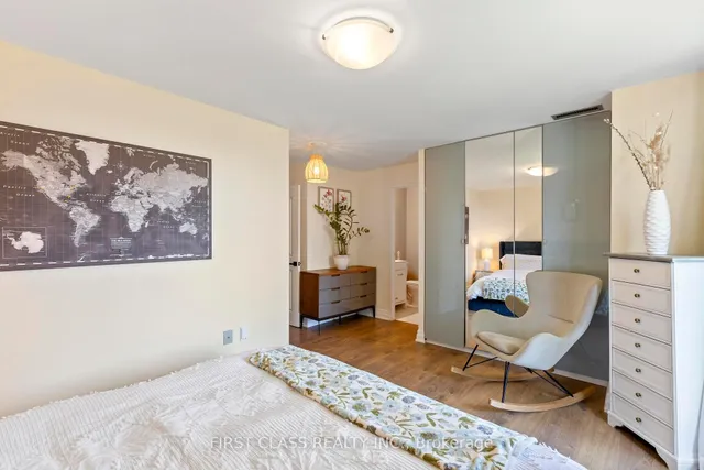 Additional image 17 of 3845 Lake Shore Blvd Unit 102