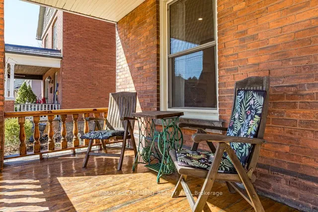 Additional image 5 of 24 Hyde Park Ave