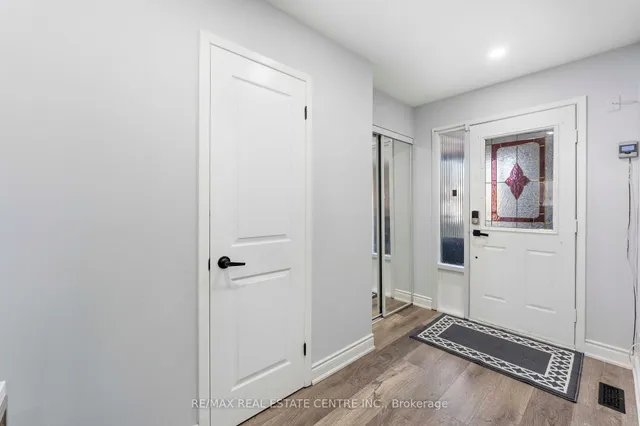 Additional image 4 of 44 Abelard Ave