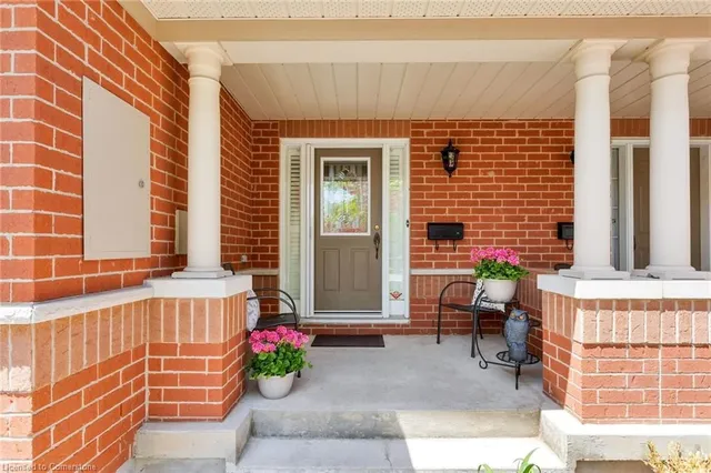 Additional image 42 of 2175 Country Club Dr