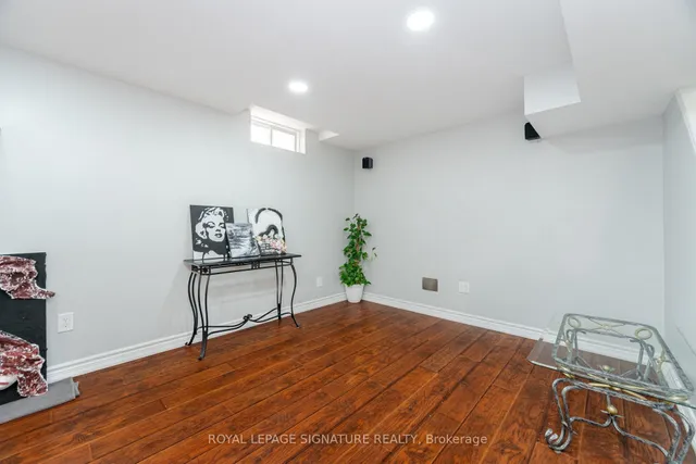 Additional image 33 of 81 Farthingale Cres