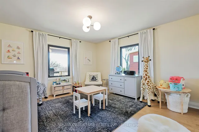 Additional image 28 of 61 Hill Cres