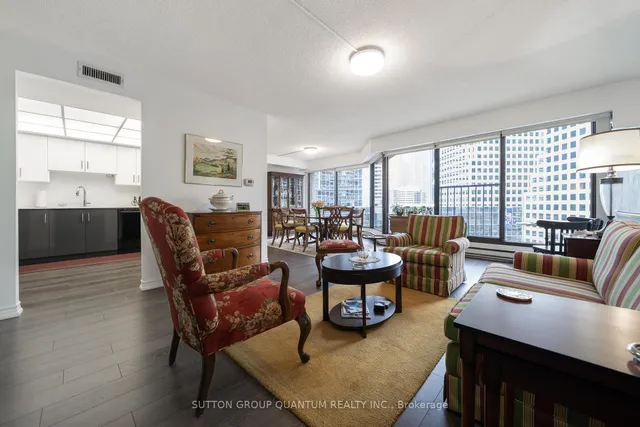 Additional image 9 of 55 Harbour Sq Unit 1113