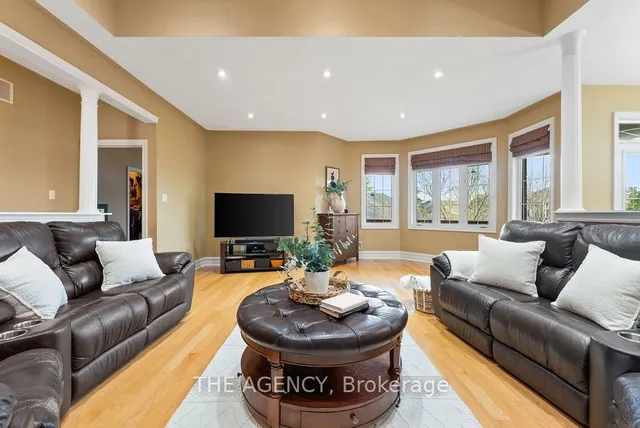 Additional image 11 of 4 Pride Crt