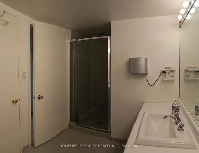 Additional image 11 of 2261 lakeshore Blvd Unit 416