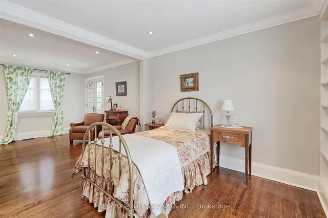 Additional image 18 of 231 Grenview Blvd