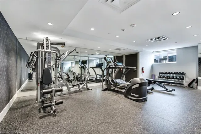 Additional image 26 of 16 Markle Cres Unit 403