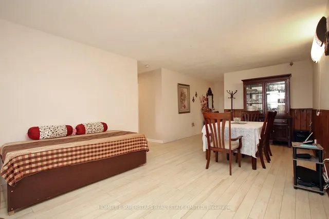 Additional image 8 of 45 Silverstone Dr Unit 307