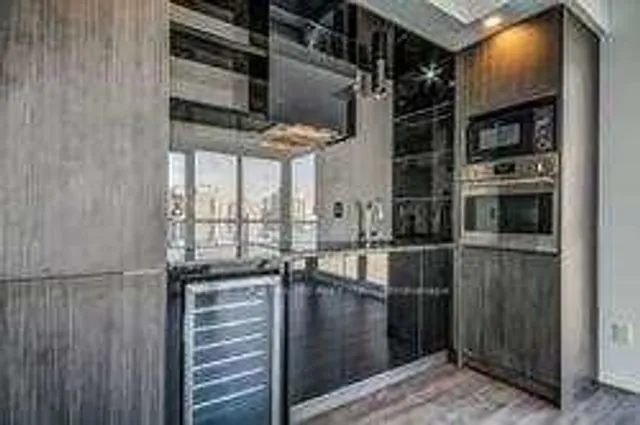 Additional image 21 of 70 Temperance St Unit 2315