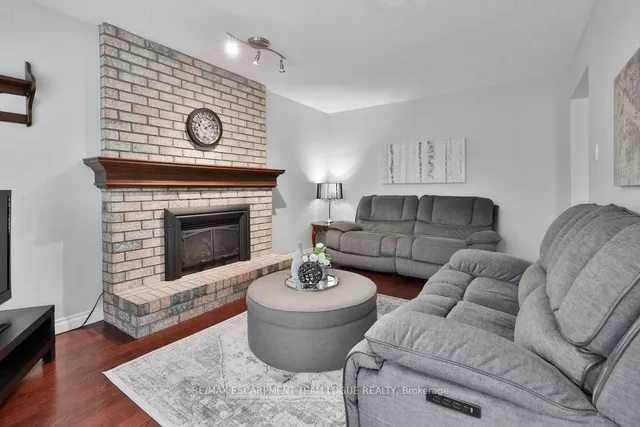 Additional image 20 of 2223 VISTA Dr