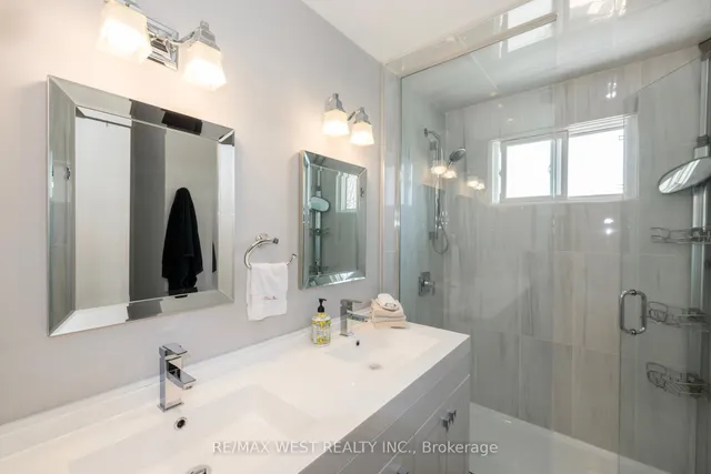 Additional image 27 of 7110 Codlin Ave