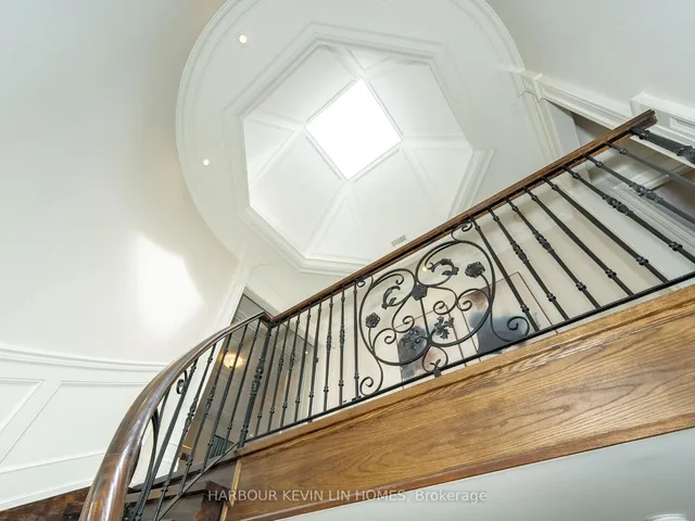 Additional image 23 of 172 Elmwood Ave